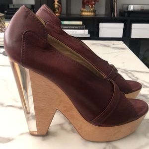 Chloe Wood & Lucite Heel Wedges- Sz 40- Stunning!!